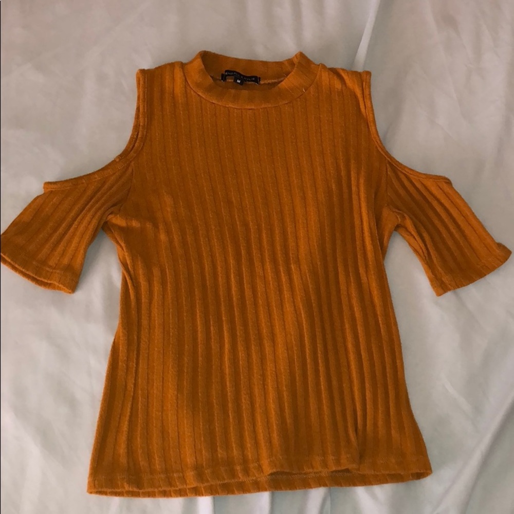 mustard shirt